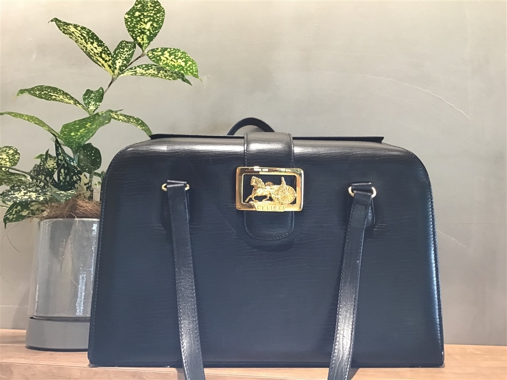 【VINTAGE】本日はCELINEのホースキャリッジハンドバックをご紹介致します!【グランフロント大阪(梅田)】