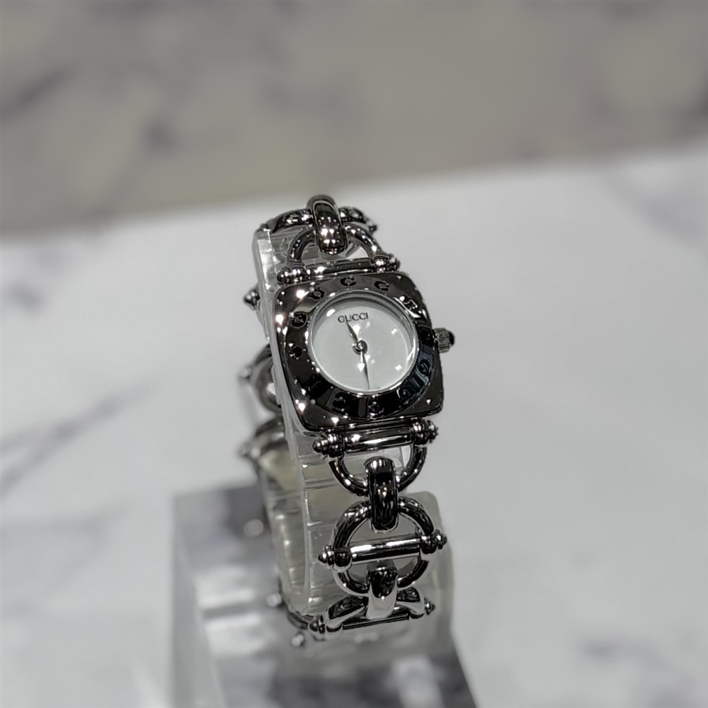 【VINTAGE】まるでアクセサリーのようなGUCCIのヴィンテージウォッチをご紹介します♪【グランフロント大阪(梅田)】