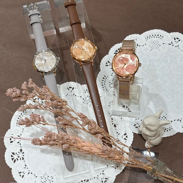【レディス/ギフトにおすすめ】贈る嬉しさも2倍に。お花×腕時計のプレゼント*MATOW