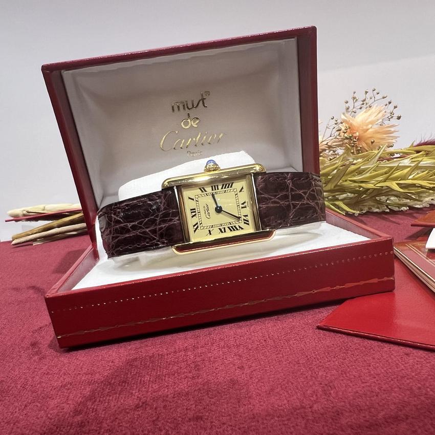 【カルティエ/Cartier】Vintage マストタンク入荷しました!