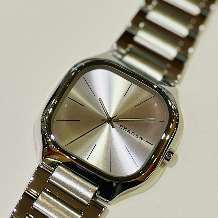 【SKAGEN】まるでブラウン管?!モダニズムな腕時計!