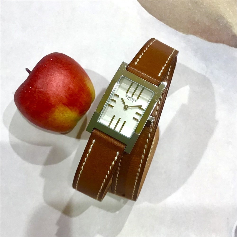 【HERMES   vintages】　une montre à double tour！
