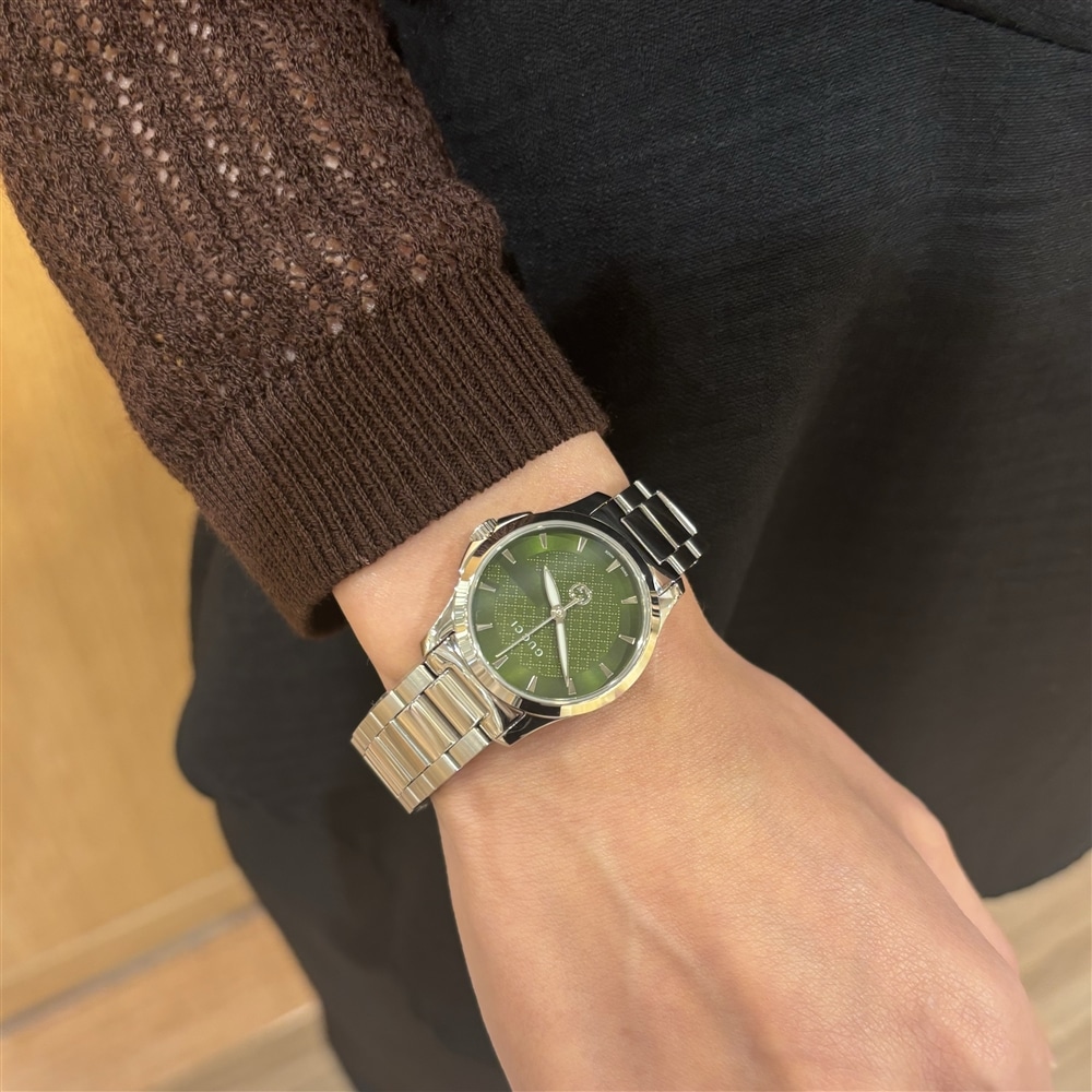 【GUCCI】これからの季節にピッタリの時計をご紹介!