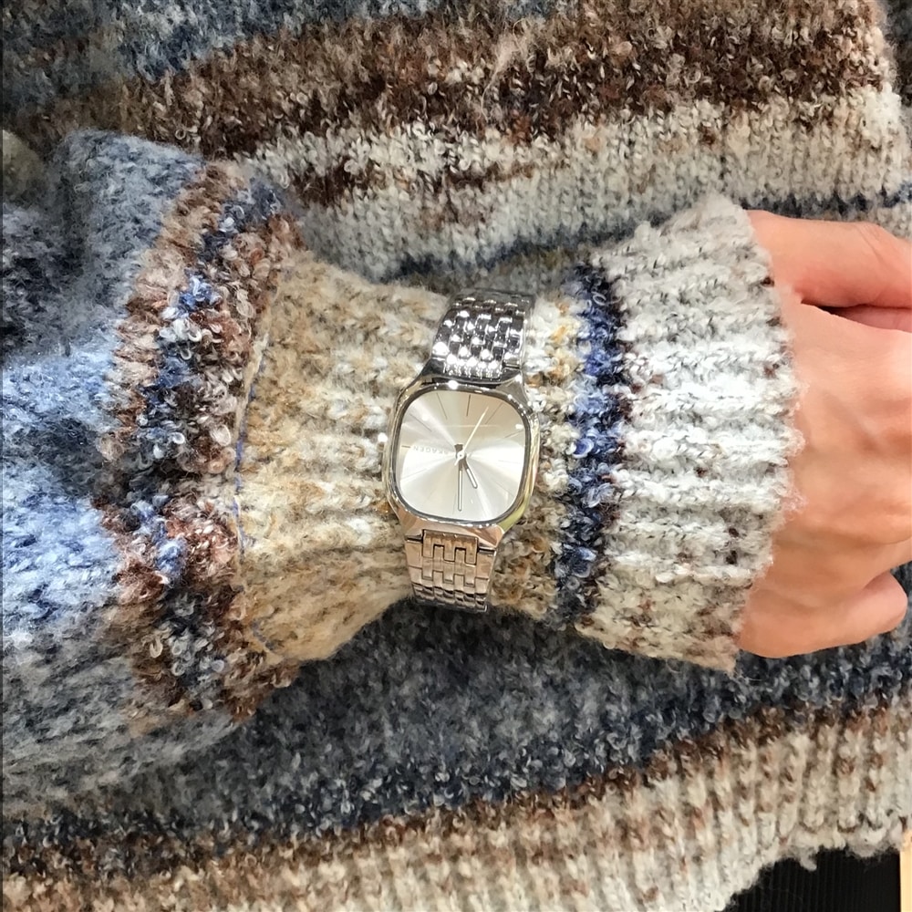 【SKAGEN】新作!スクエア型の上品な腕時計