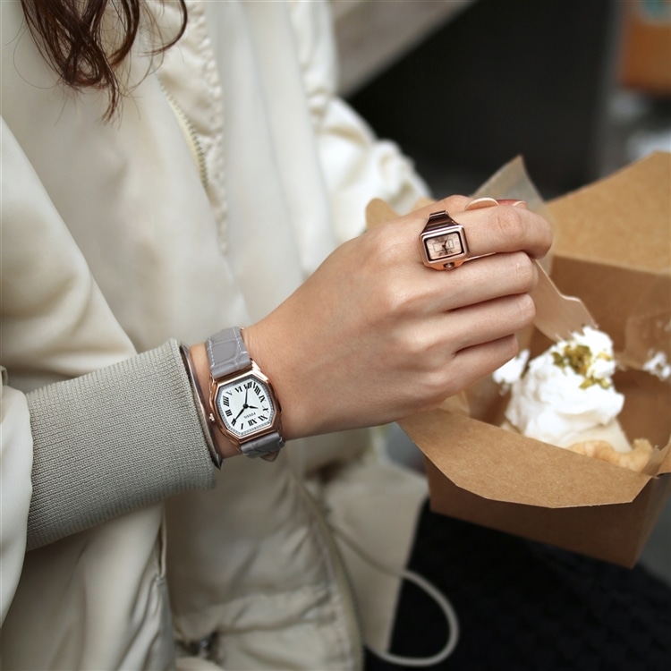 【FOSSIL】リングウォッチ&Harlow10%OFF