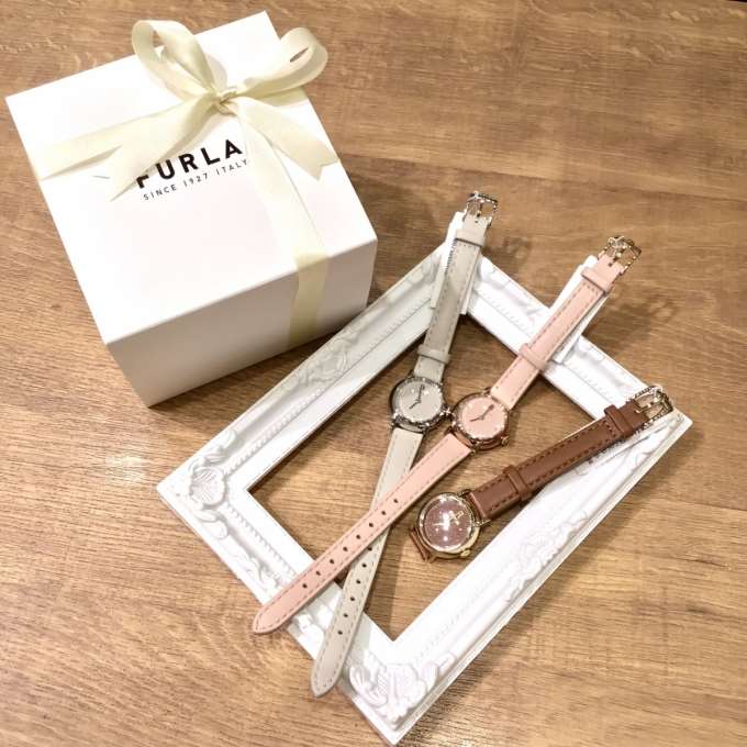 【FURLA】コロっと可愛い小さめサイズ!