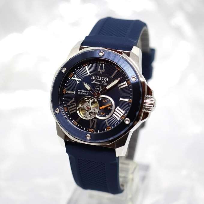 【BULOVA】マリンスター98A282 レビュー