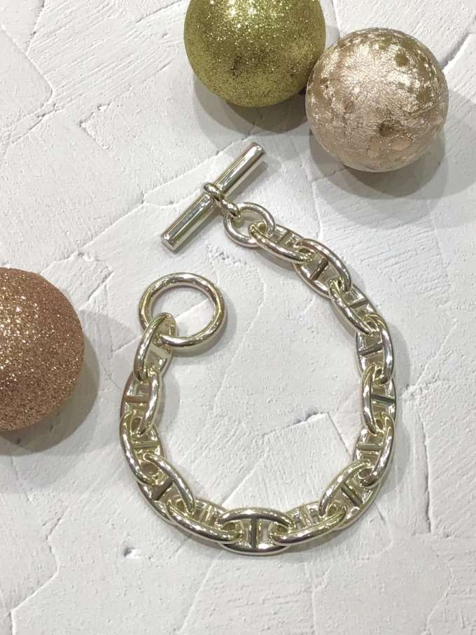 *HERMES vintage* 腕元にシルバーチェーン