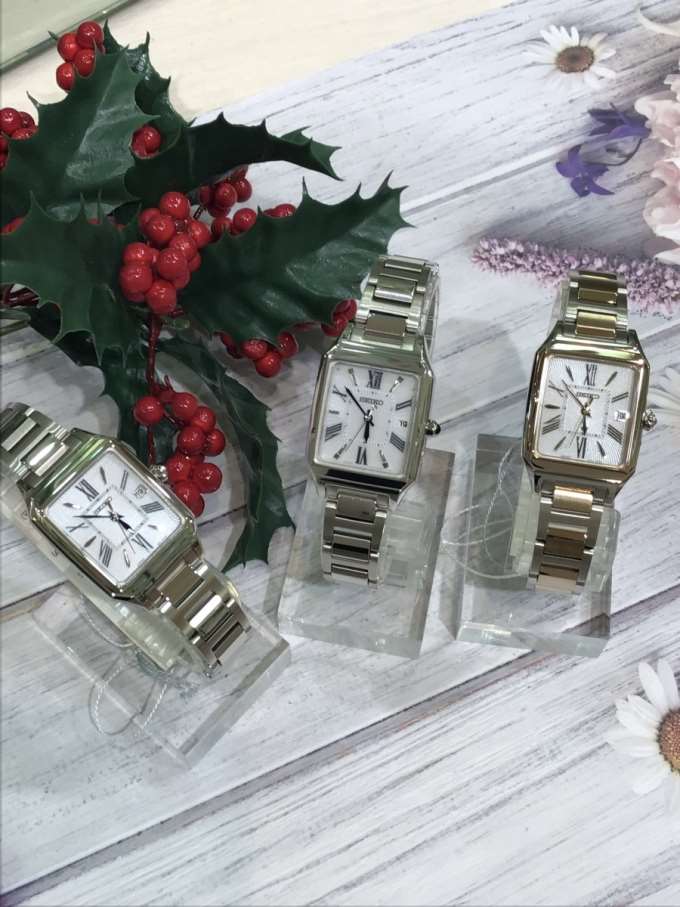 スタイリッシュで機能的!!クリスマスギフトにオススメのレディースウォッチ!!【SEIKO LUKIA(セイコー ルキア)】