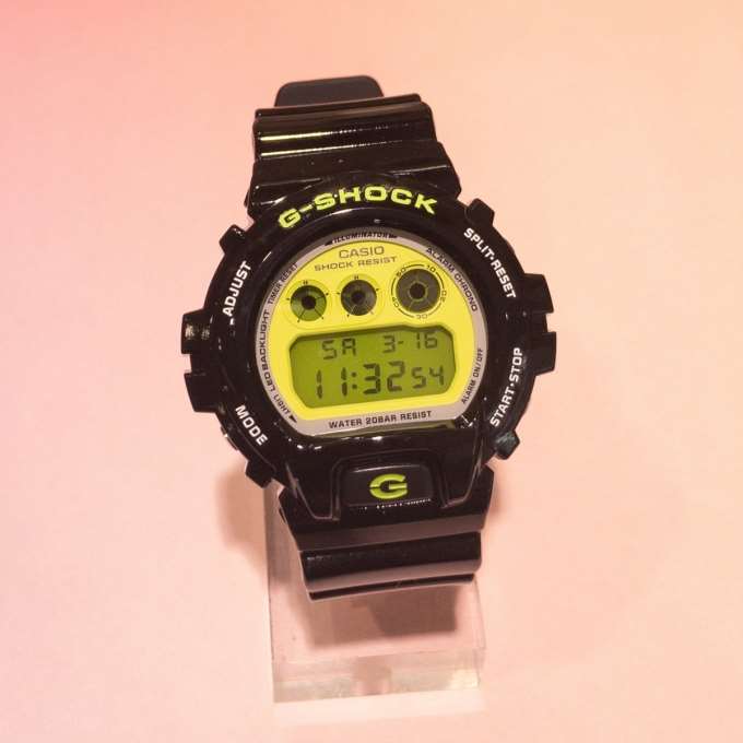 【G-SHOCK】ビビットカラーの新作入荷!!