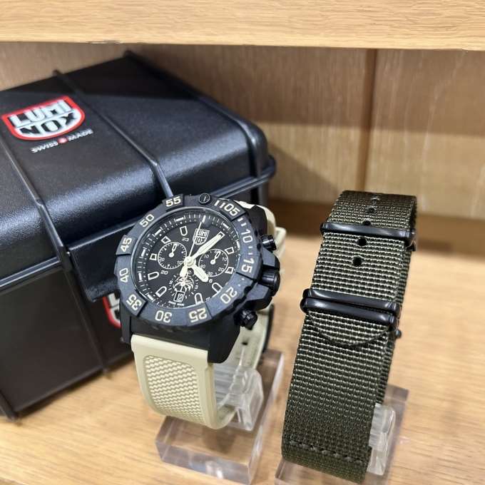 【Luminox】珍しいデザートサンドカラーモデル!